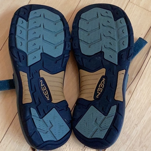 Keen Boys Newport H2 Shoes Sandals Sports Outdoors Size 6 Green - Picture 11 of 16